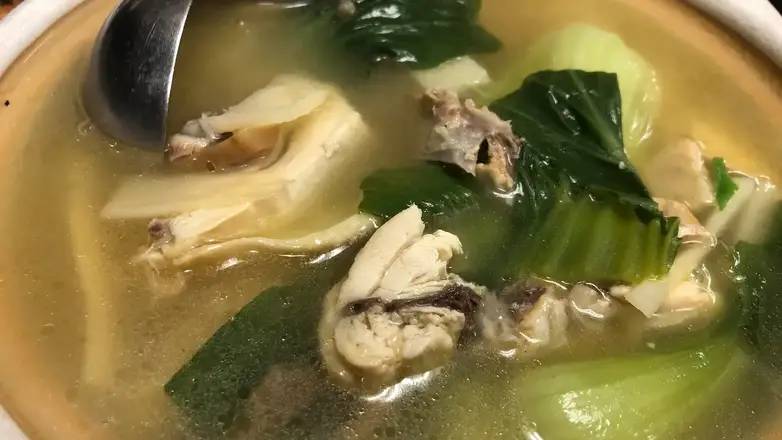 314. Braised Chicken Wonton and Vegetable in Casserole 砂鍋餛飩雞